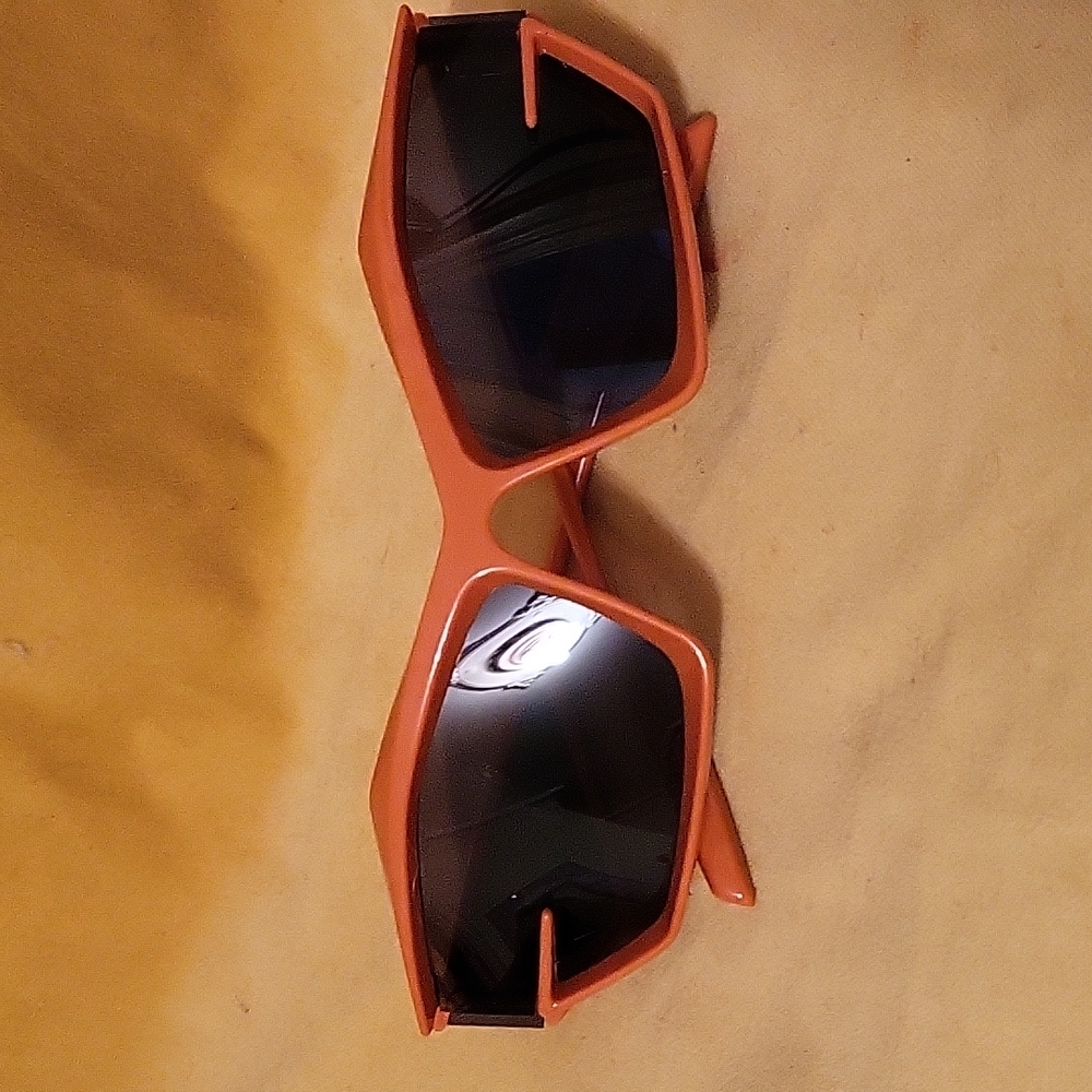 Givenchy Style sun glasses